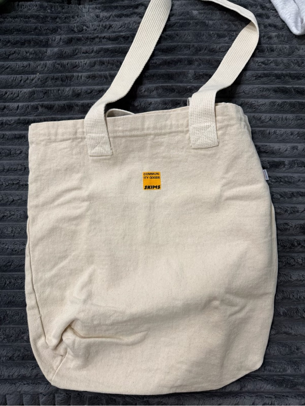 Skims x Community Goods Exclusive Tote bag